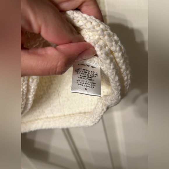 🆕 NWT Women's Knit Cream Sleeveless Sweater Mock Neck - Picture 5 of 6